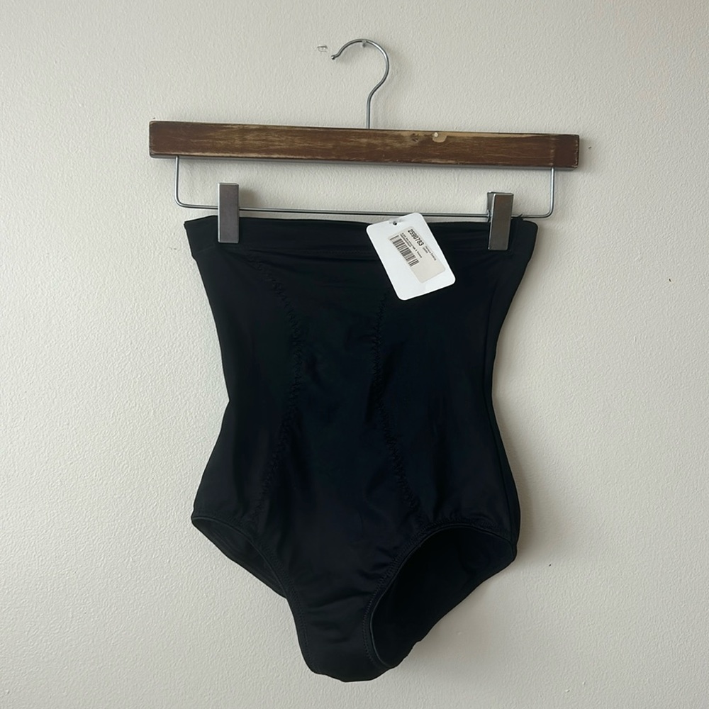 NWT-Victoria’s Secret “Spanx” shapewear